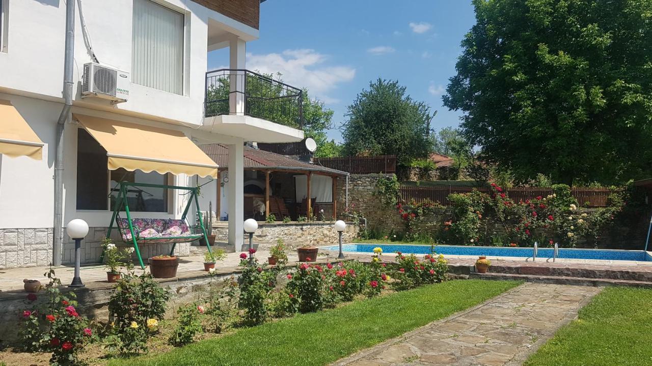 Rosarium Residence Guest House Дряново Екстериор снимка