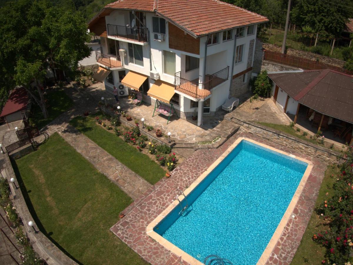 Rosarium Residence Guest House Дряново Екстериор снимка