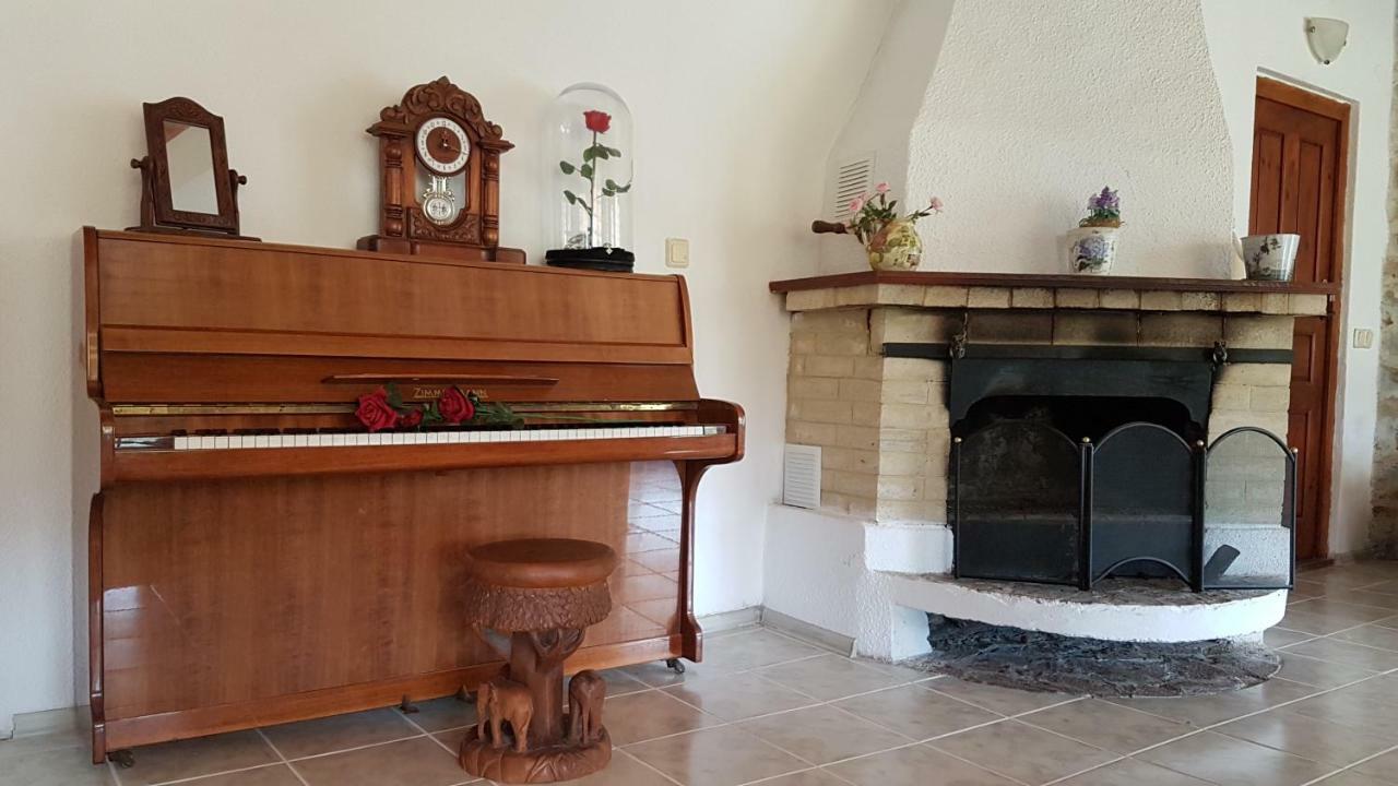 Rosarium Residence Guest House Дряново Екстериор снимка